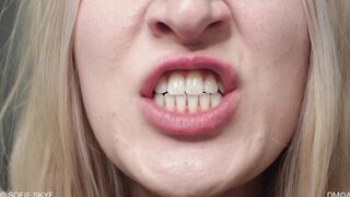Sofie Skye - Square Lip Fetish Kissing German JOI
